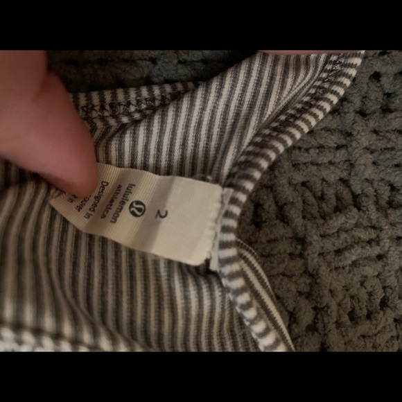 LULULEMON Tank Top - Picture 2 of 2
